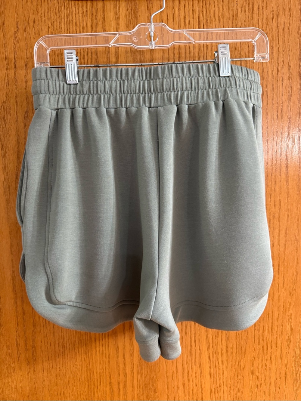 Varley Ollie High-Rise Short 3.5'' + Loretta Half-Zip Sleeveless Sweat top - Picture 11 of 12